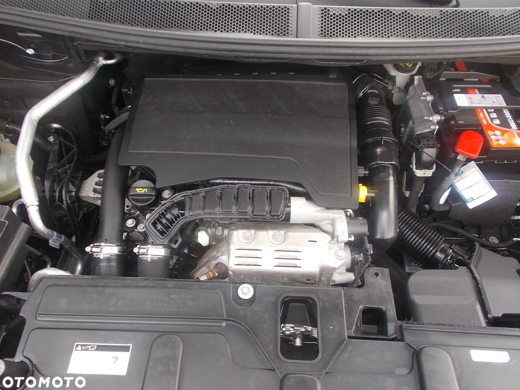 Peugeot 3008 1.2 PureTech Allure S&S EAT6 - 21