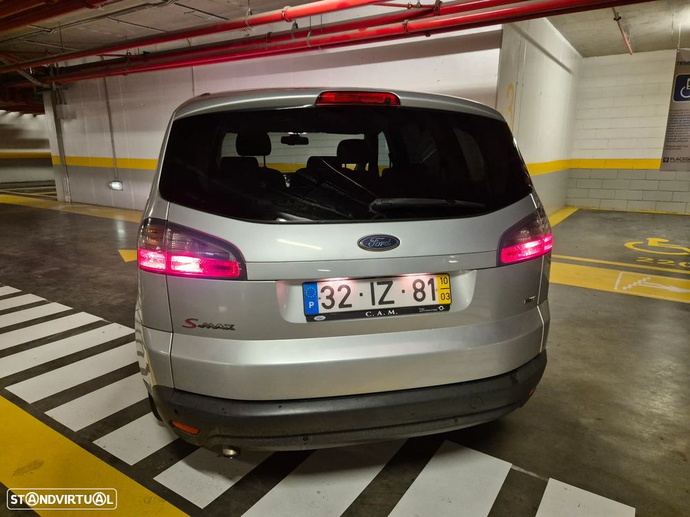 Ford S-Max 2.0 TDCi Titanium 7L - 12