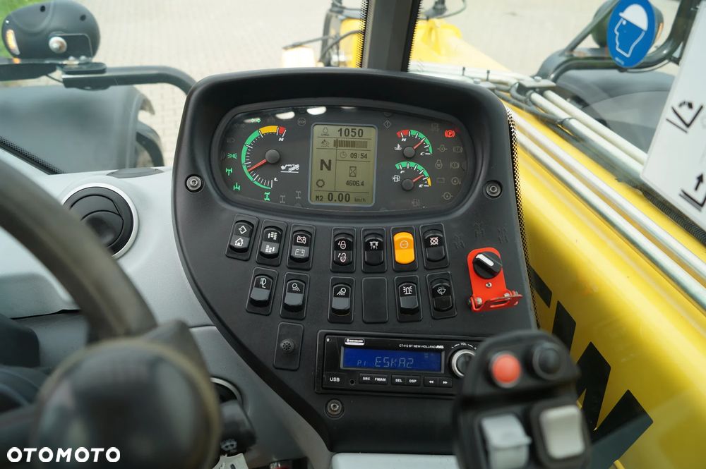 New Holland TH 7.32 Plus ładowarka teleskopowa - 23