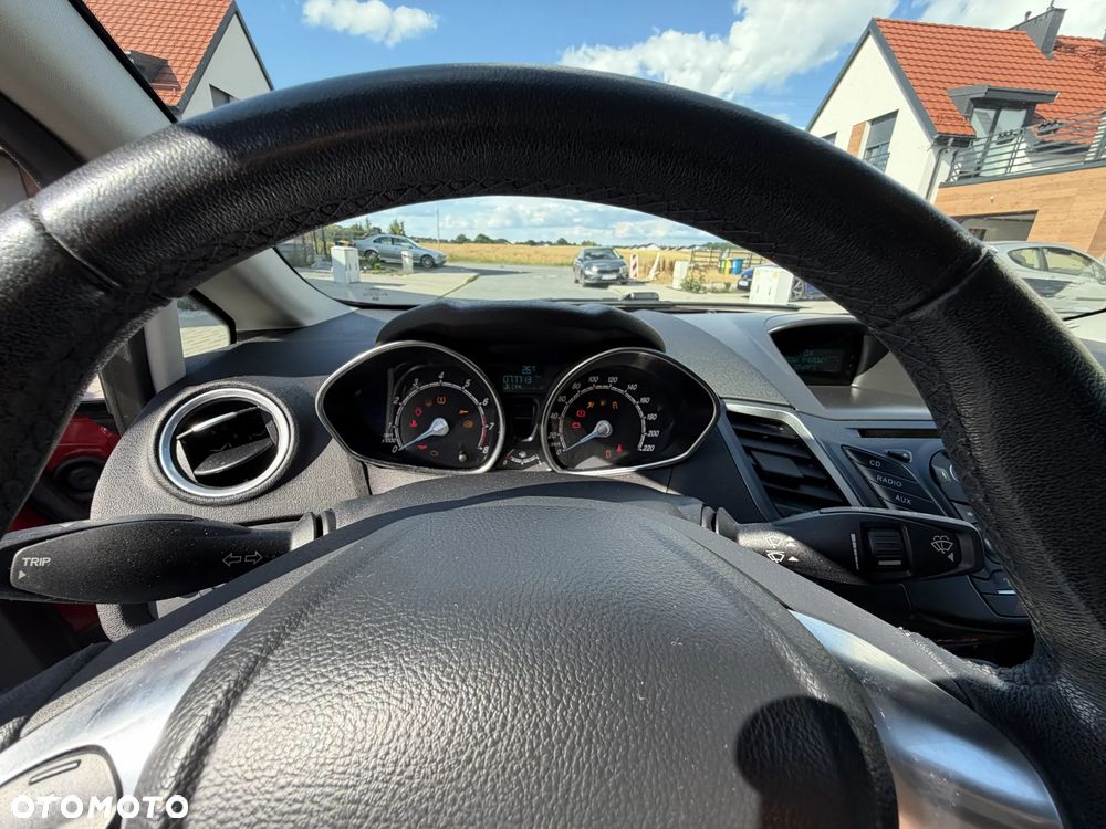 Ford Fiesta 1.4 Titanium - 23