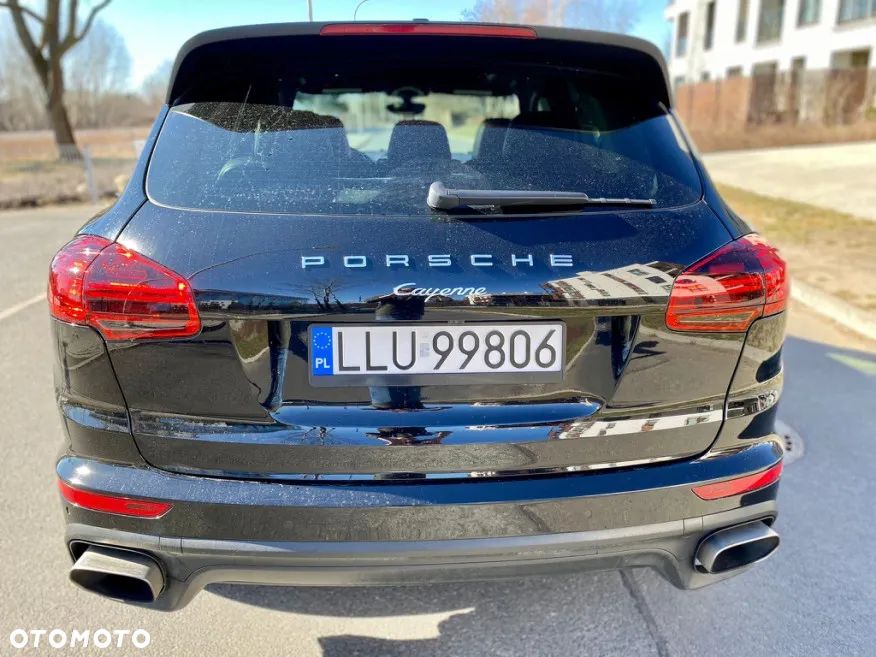 Porsche Cayenne Standard - 5