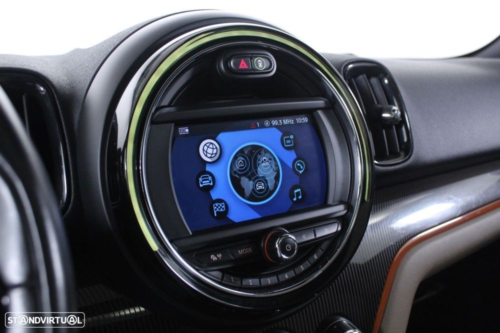 MINI Countryman Cooper SE ALL4 Auto - 29