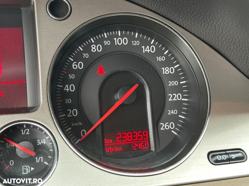 Volkswagen Passat ver-variant-tdi - 15