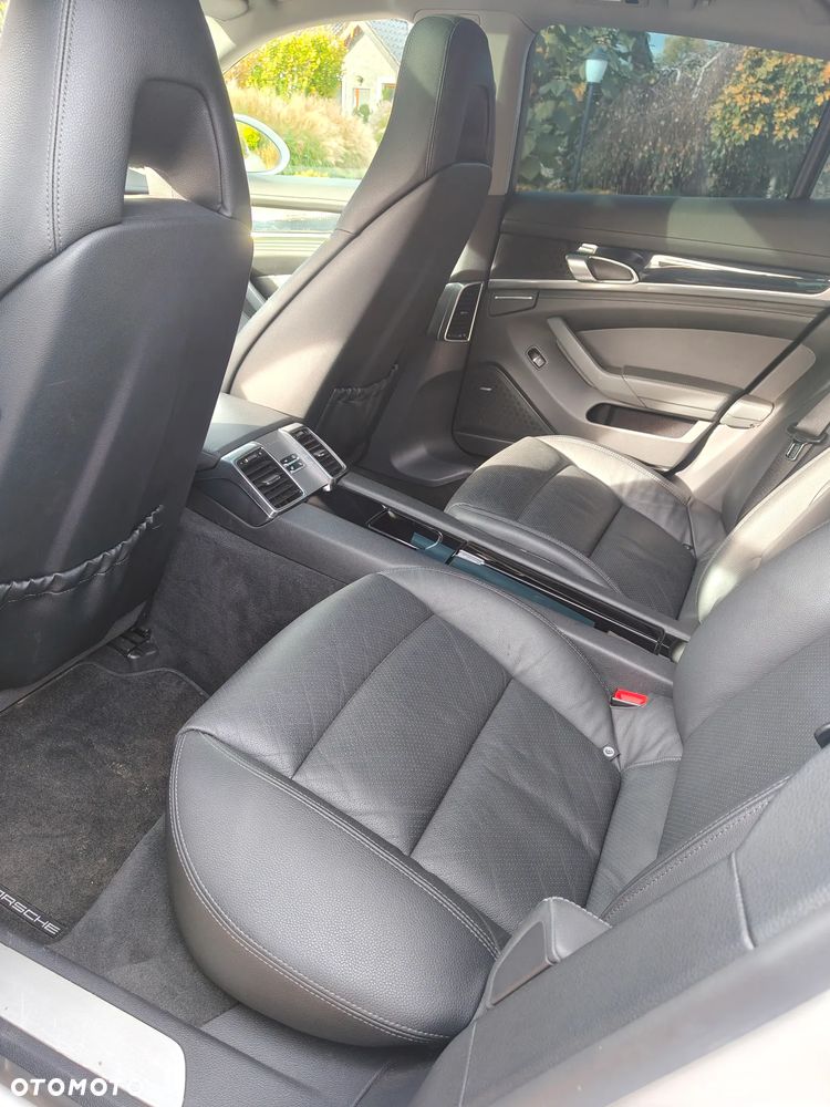 Porsche Panamera S PDK - 6