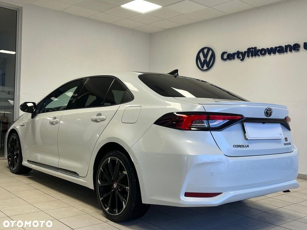 Toyota Corolla 1.8 Hybrid GR Sport - 3