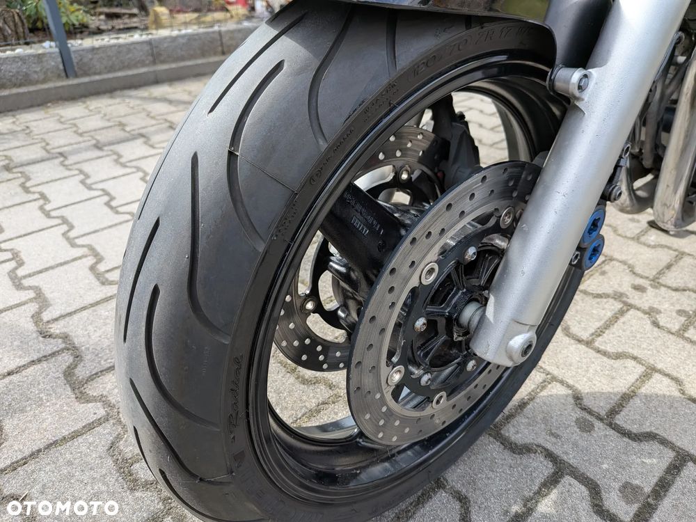 Yamaha XJR - 15
