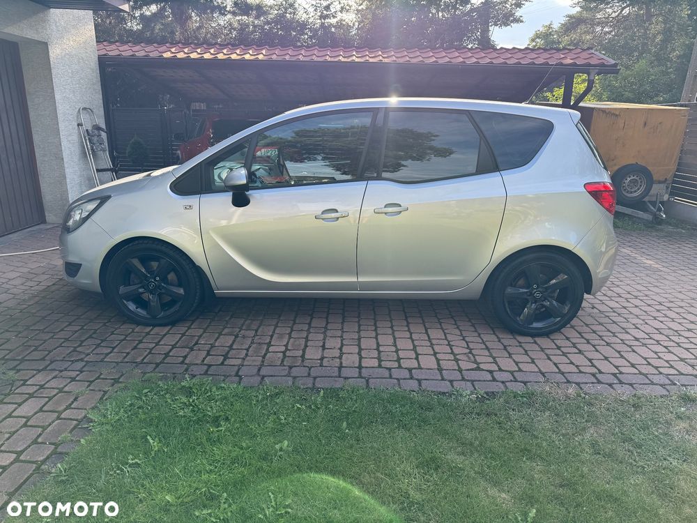 Opel Meriva 1.6 CDTI Essentia S&S - 8