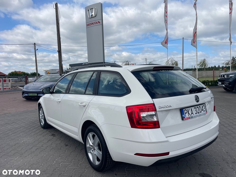 Skoda Octavia 2.0 TDI Style - 6