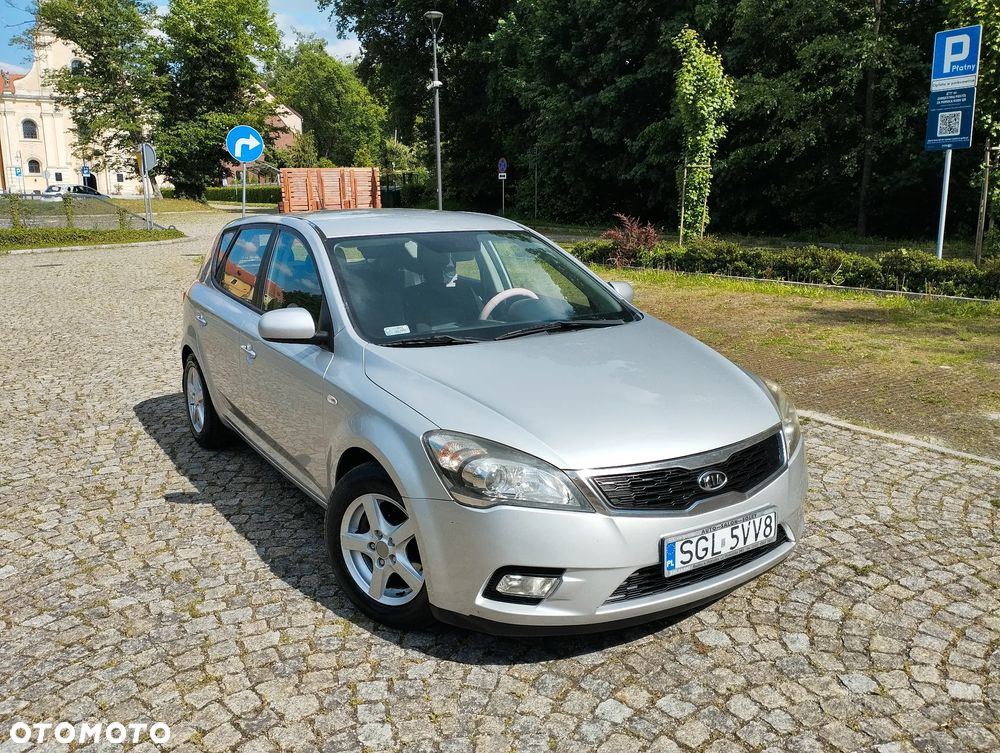Kia Ceed 1.6 Crdi Comfort + - 19