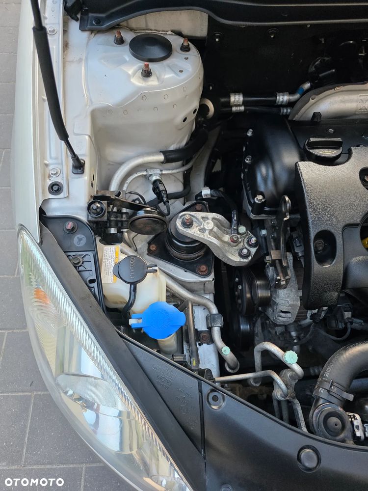 Kia Ceed - 31