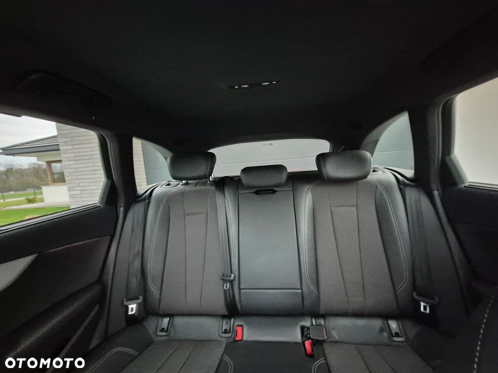 Audi A4 Avant 35 TFSI mHEV S Line S tronic - 18