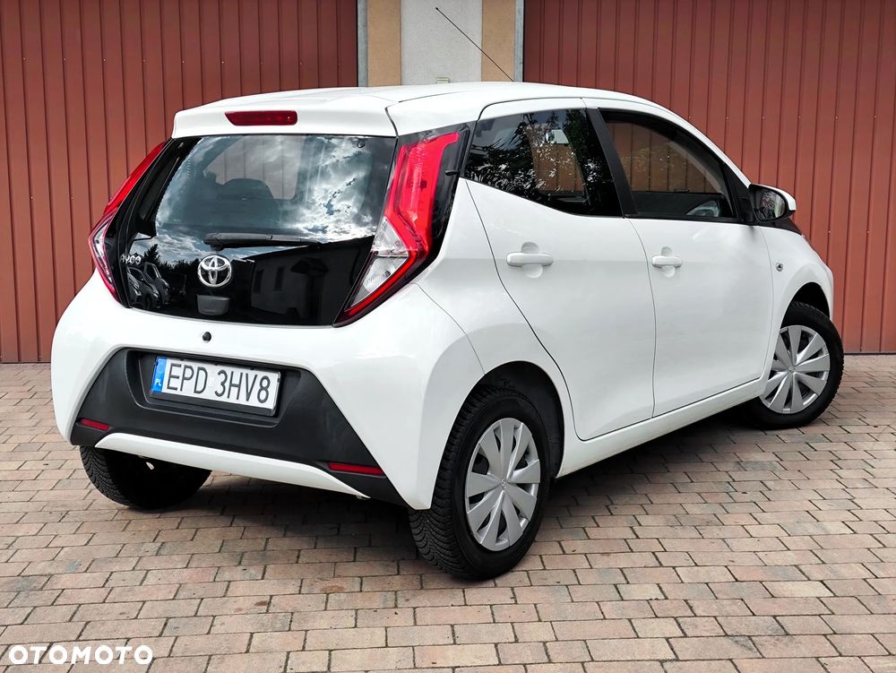Toyota Aygo x - 14