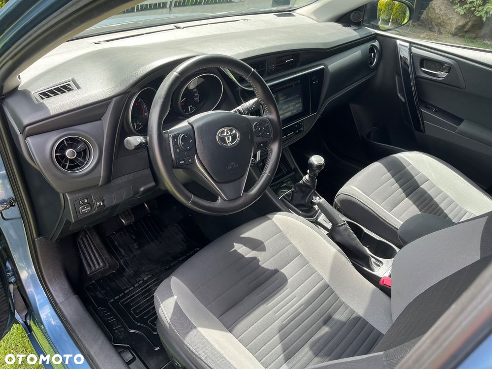 Toyota Auris 1.6 Comfort - 17