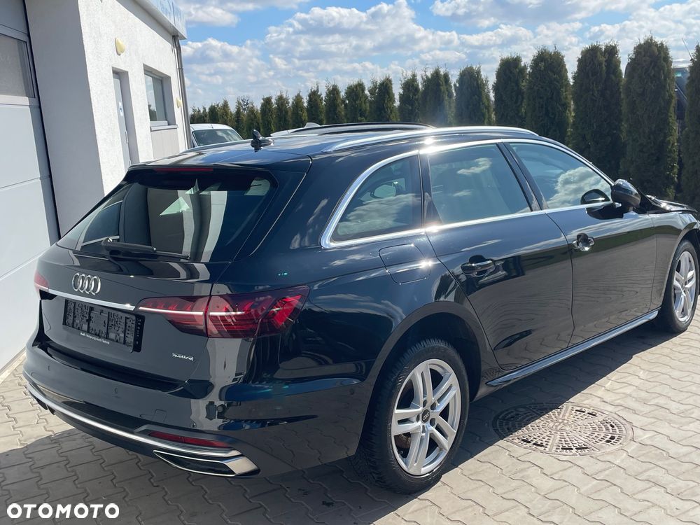 Audi A4 Avant 40 TDI quattro S tronic - 2