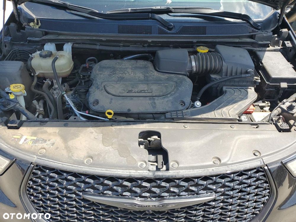 Chrysler Pacifica - 11