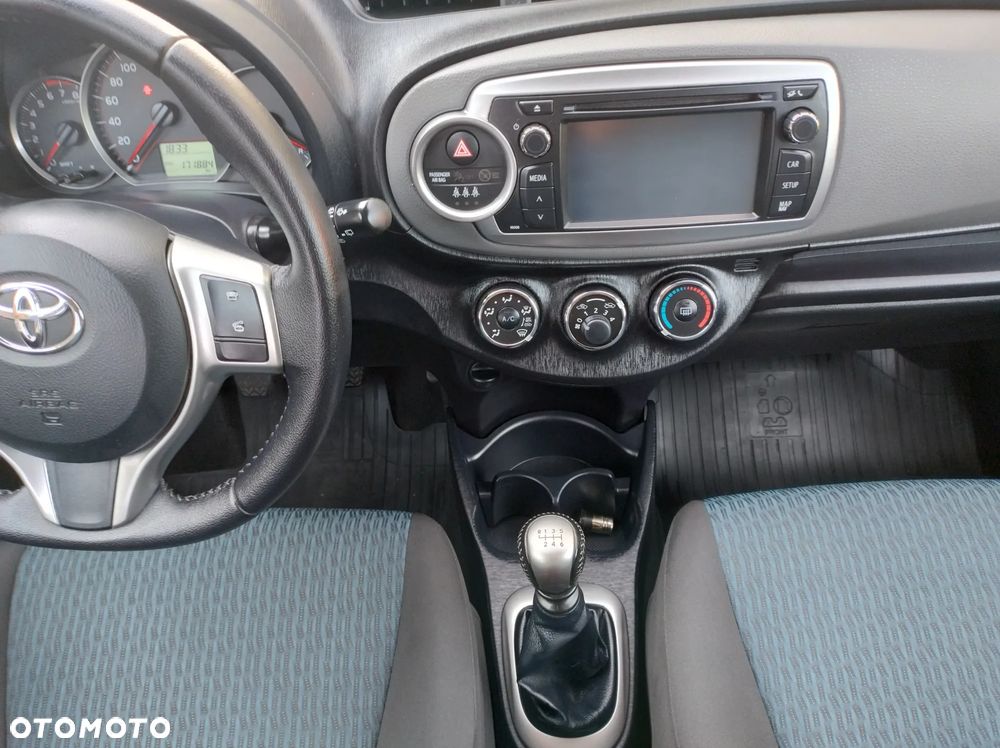 Toyota Yaris 1.33 VVT-i Life - 37