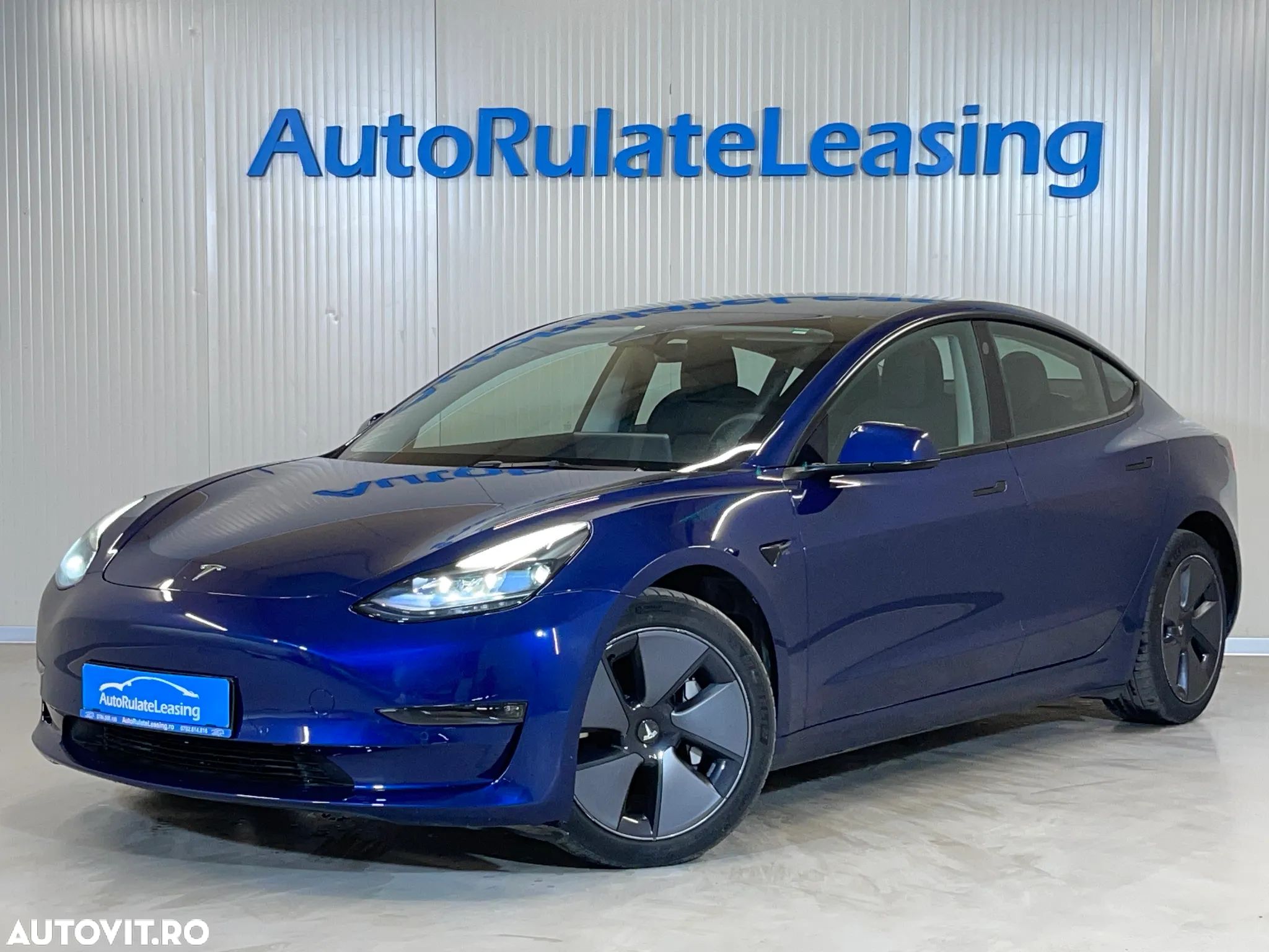 Tesla Model 3 Langstreckenbatterie Allradantrieb Dual Motor - 1