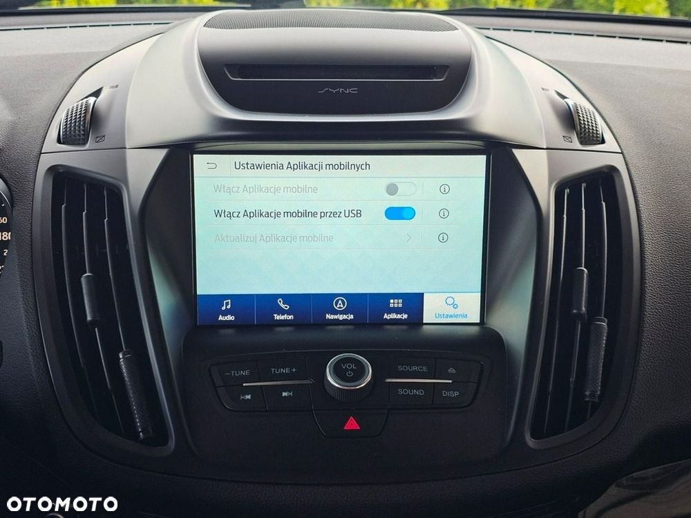 Ford Kuga - 24