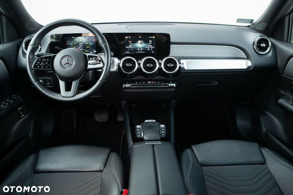 Mercedes-Benz GLB 180 Progressive 7G-DCT - 25