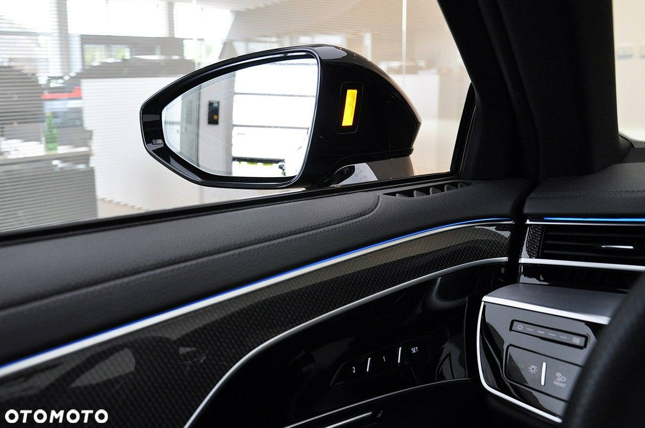 Audi A8 - 26