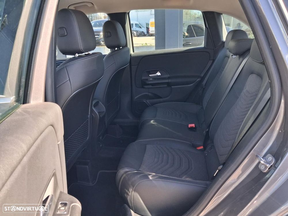 Mercedes-Benz B 180 d Style Plus Aut. - 10