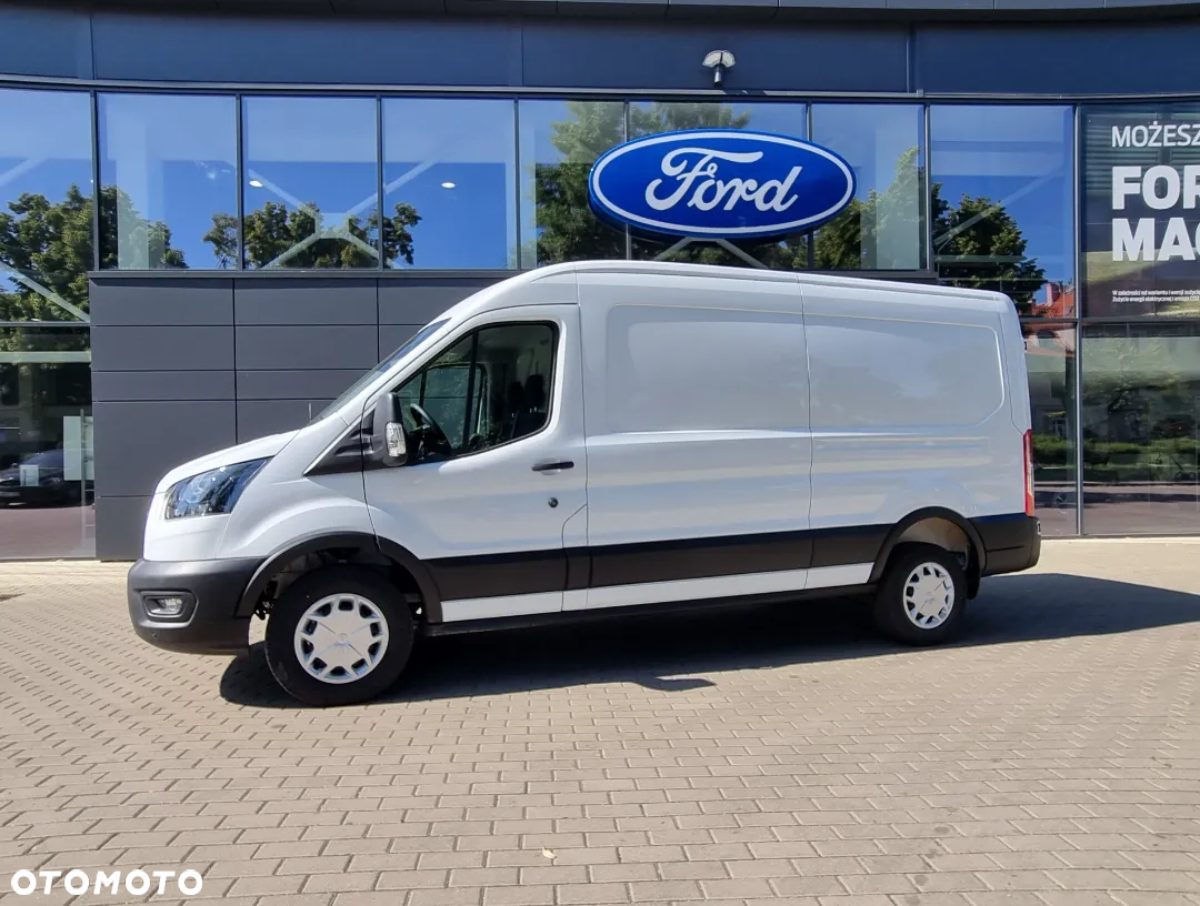 Ford Transit Van - 12
