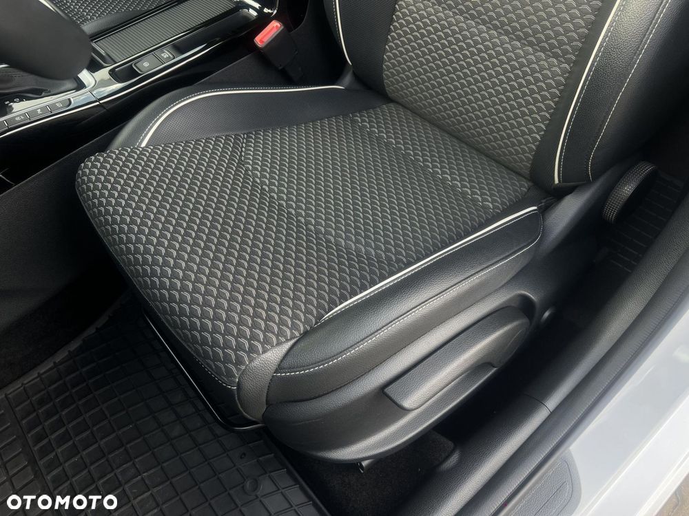 Kia Ceed 1.5 T-GDI Tribute DCT - 13