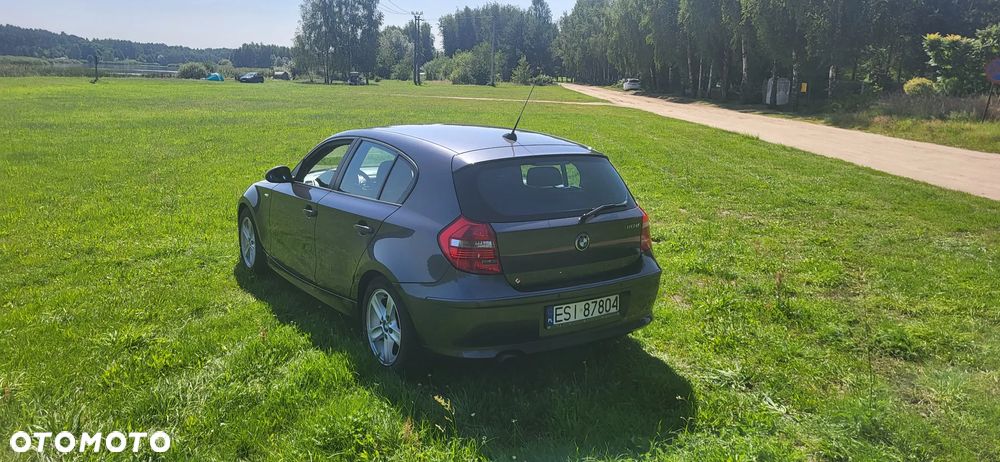 BMW Seria 1 118d DPF - 11