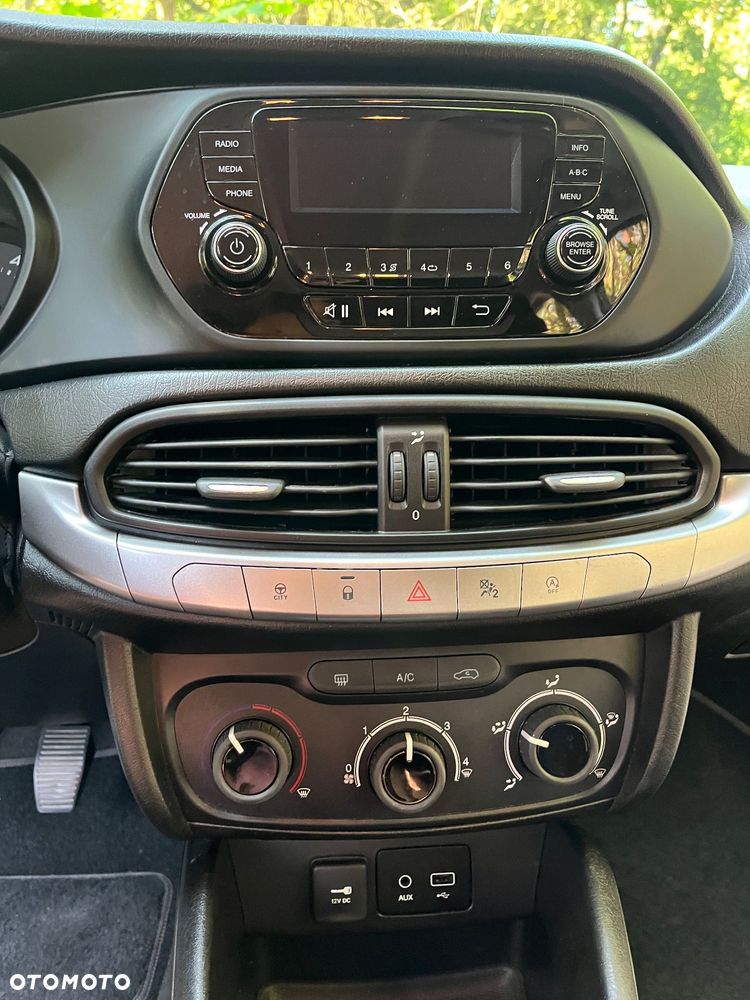 Fiat Tipo 1.6 MultiJet 16v Pop - 23