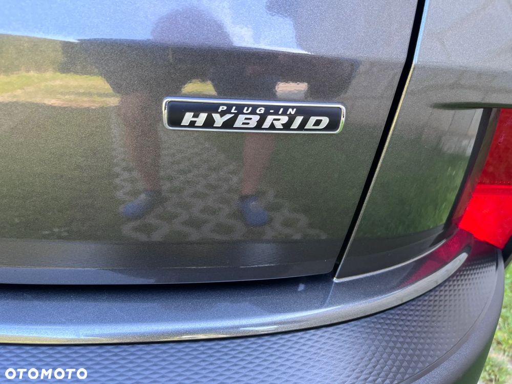 Ford Kuga - 18
