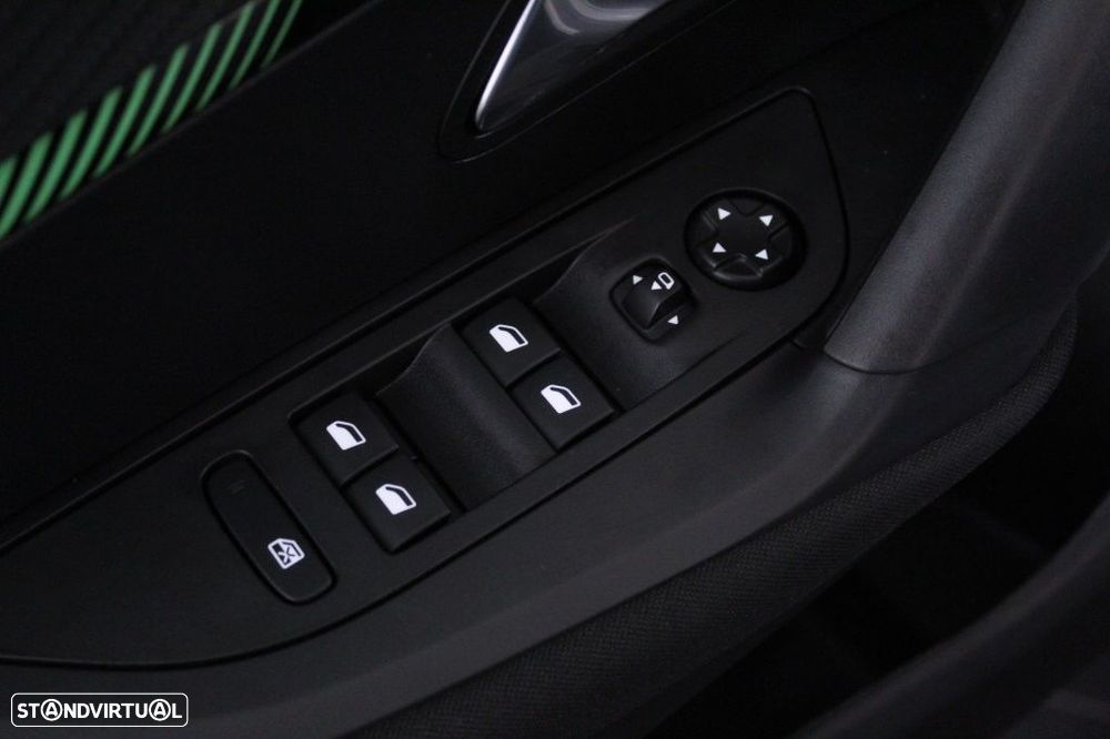 Peugeot 2008 1.2 PureTech Active - 20