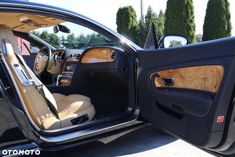 Bentley Continental GT Speed - 30
