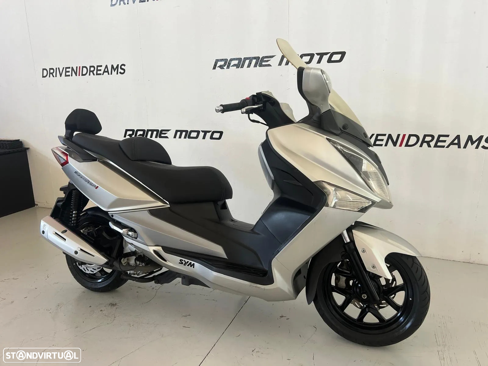 Sym GTS 125i - 14