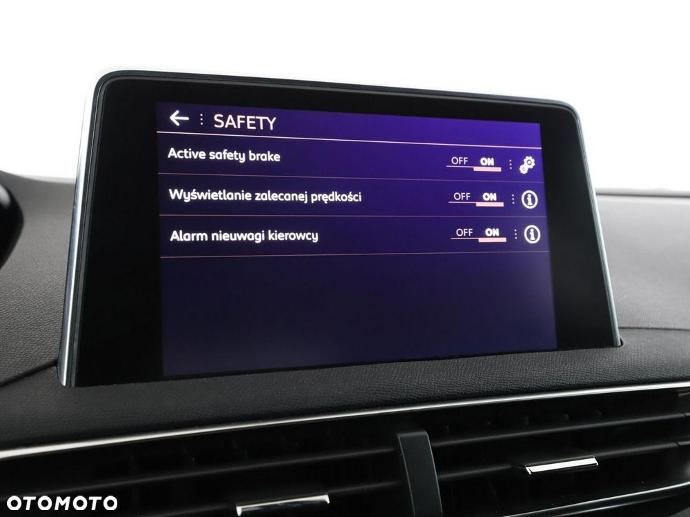 Peugeot 3008 1.2 PureTech GT S&S - 26