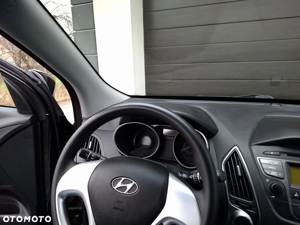 Hyundai ix35 blue 1.6 2WD Finale Gold - 8