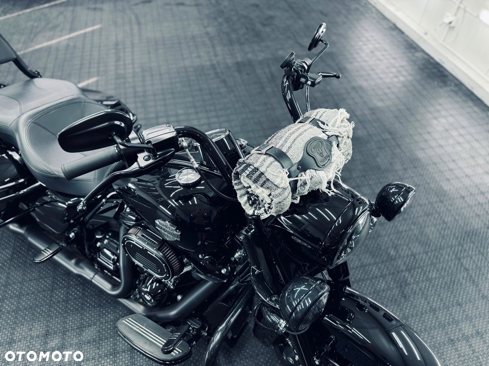 Harley-Davidson Touring Road King - 9