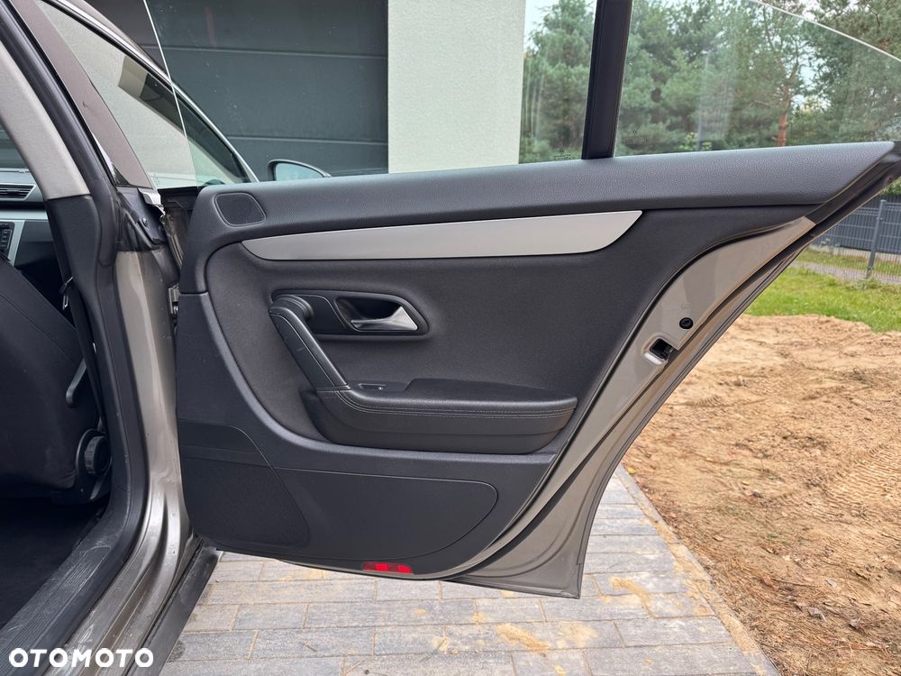 Volkswagen CC 2.0 TDI DPF BMT - 13