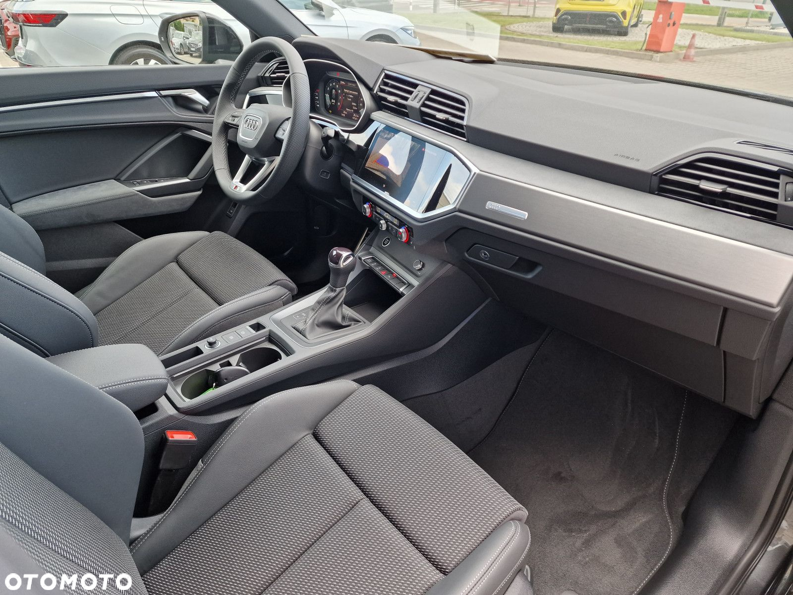 Audi Q3 - 16