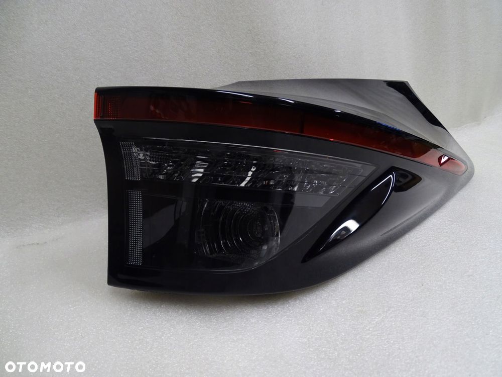 toyota yaris cross - lampa tylna prawa led - 2