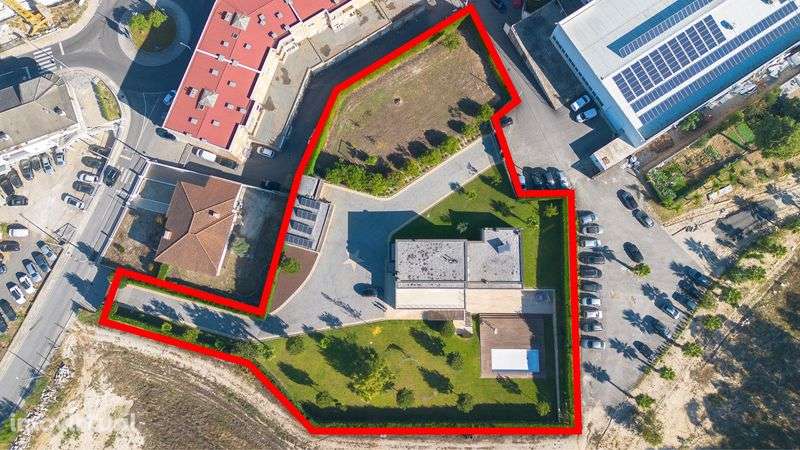 MORADIA T4 LOUSADA - Grande imagem: 2/8