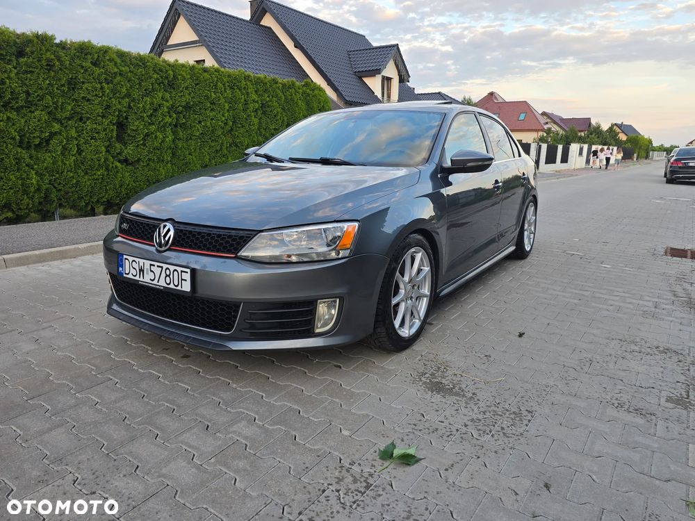 Volkswagen Jetta 2.0 TSI Highline - 19