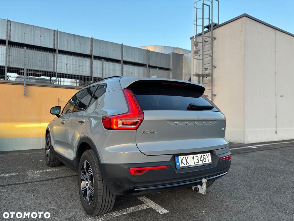 Volvo XC 40 B3 Plus Dark - 7