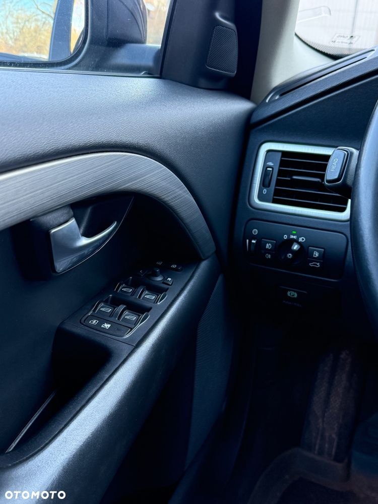 Volvo V70 2.0 Summum - 14