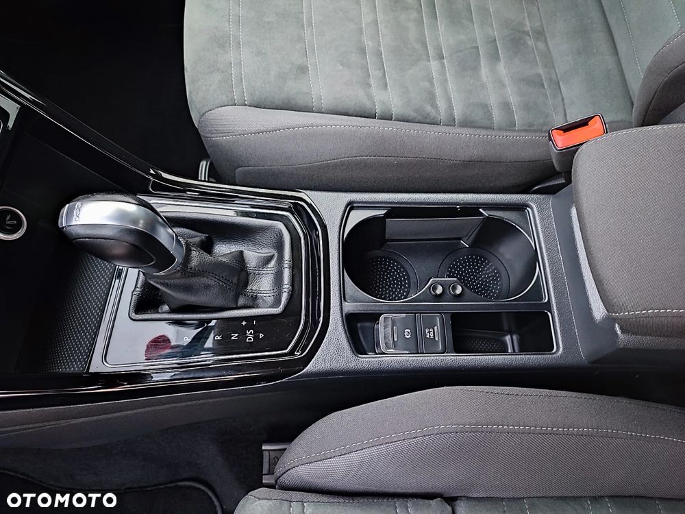 Volkswagen Touran 2.0 TDI BMT Comfortline DSG - 27