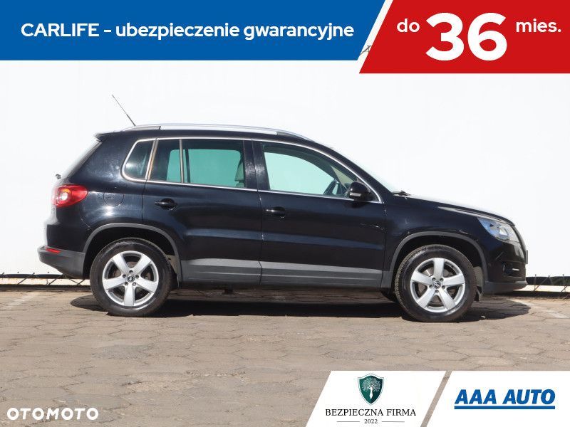 Volkswagen Tiguan - 8
