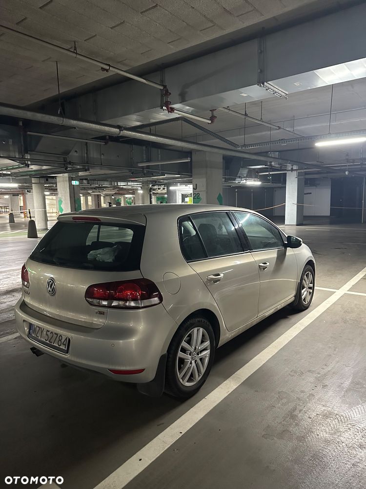 Volkswagen Golf 1.4 TSI Highline DSG - 2