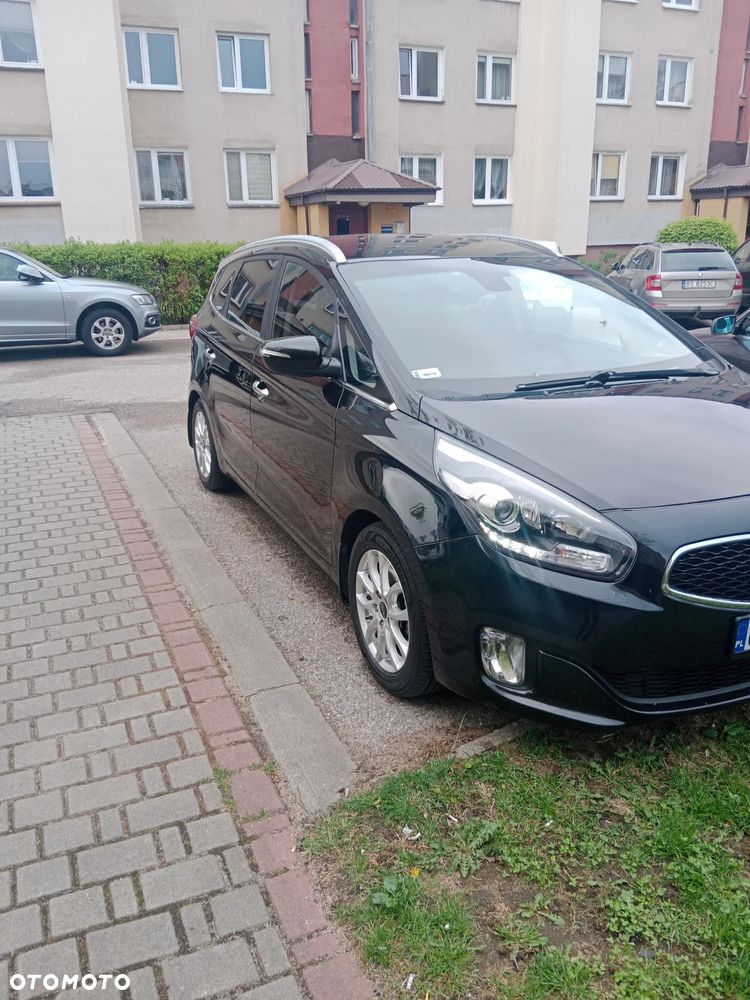 Kia Carens 1.7 CRDi Business Line 7os 7DCT - 4
