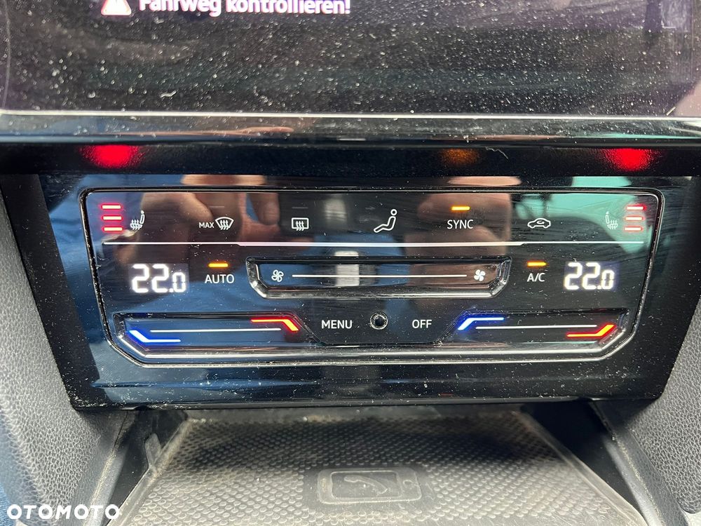 Volkswagen Passat Variant 2.0 TDI DSG (BlueMotion Technology) Comfortline - 8