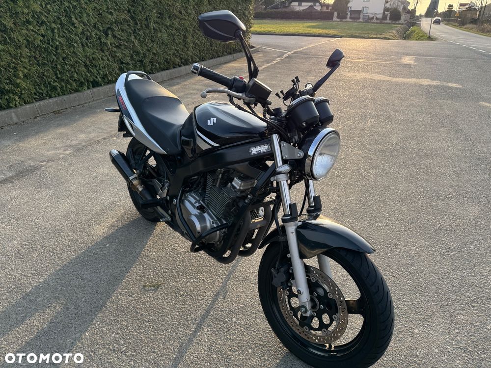Suzuki GS - 2