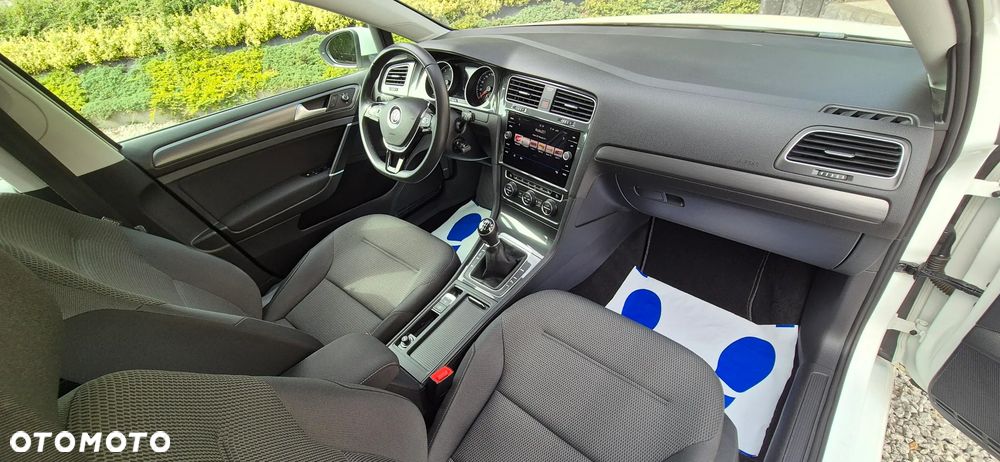 Volkswagen Golf 1.5 TSI BlueMotion ACT Comfortline - 9